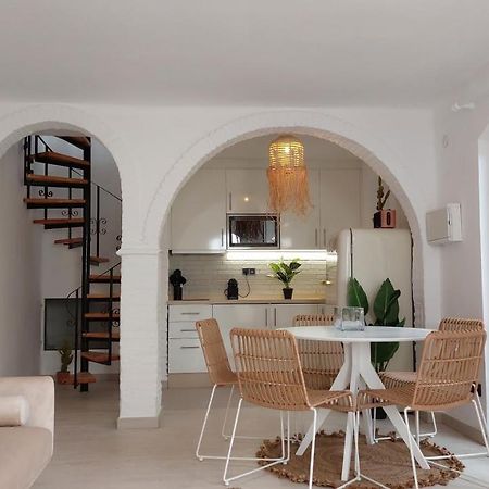New Boho Home With Balcony, Private Garden And Communal Pool 内尔哈 外观 照片