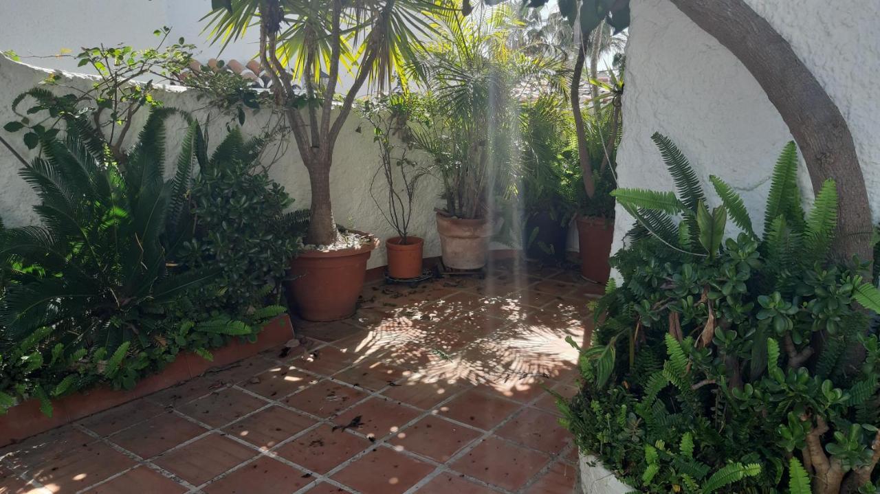 New Boho Home With Balcony, Private Garden And Communal Pool 内尔哈 外观 照片